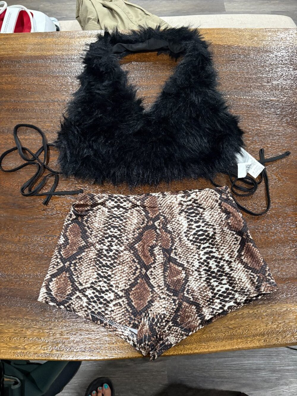 Sexy Cave Women Caveman Girl 2 pc Outfit sz Small S Animal Print Furry Set
